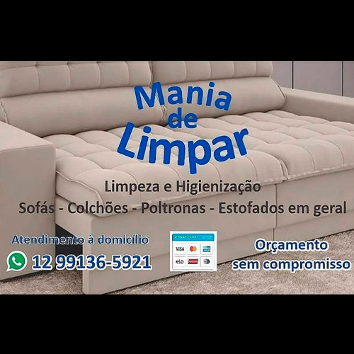 Equipamento profissional usado na higienização de estofados
