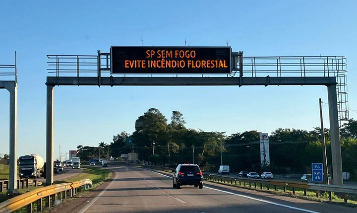 Incêndios em Estradas Durante Feriado